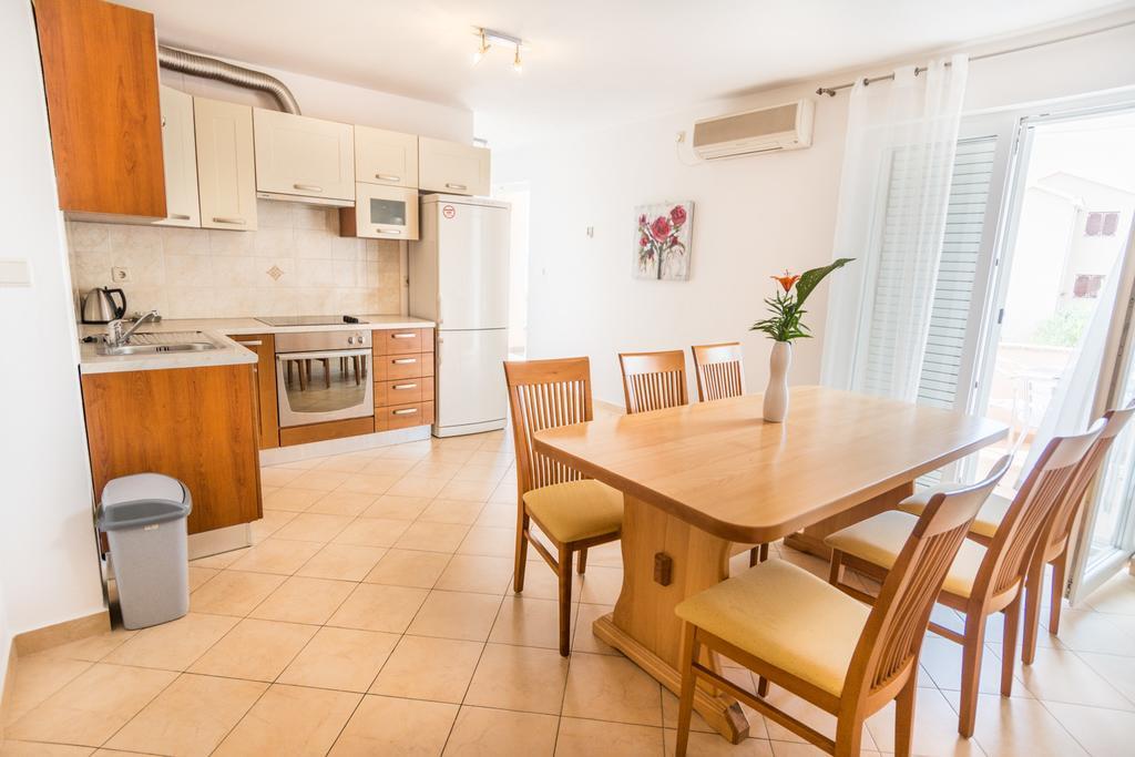 Apartments Basilea Биоград-на-Мору Номер фото